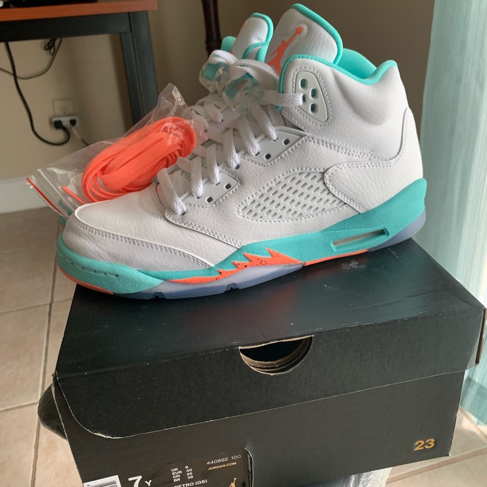 Jordan 5 “Aqua”